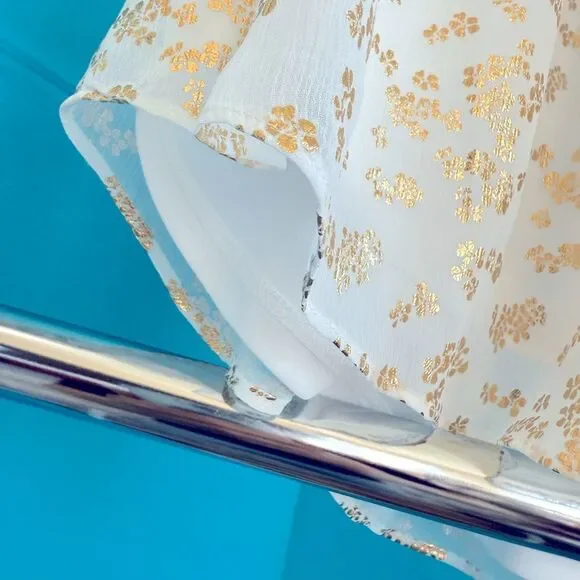 LC Lauren Conrad Elegant Gold and White long sleeve Women's Top - Picture 9 of 16